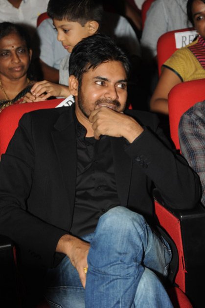 Attarintiki-Daredi-Thank-You-Meeting